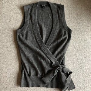 Jacob Vintage sweater vest tie front